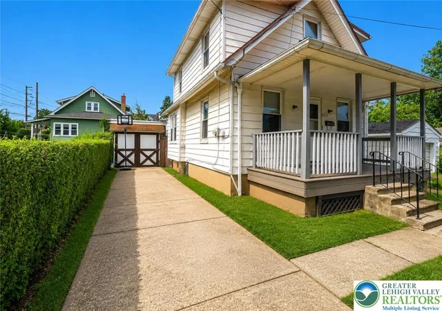 Photo 3 of Sale Pending at 625 Fulmer, Bethlehem, PA 18018 | MLS# 784546 | Listing updated on 2026-09-23
