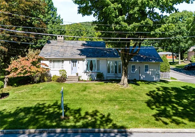Photo 1 of Single family home for sale at 203 Vine St, Pen Argyl, PA 18072 | MLS# 784470 | Listing updated on 2026-09-20