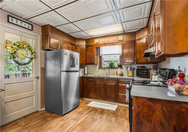 Photo 2 of Single family home for sale at 427 Selfridge St, Bethlehem, PA 18015 | MLS# 784553 | Listing updated on 2026-09-19