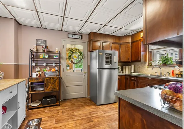 Photo 3 of Single family home for sale at 427 Selfridge St, Bethlehem, PA 18015 | MLS# 784553 | Listing updated on 2026-09-19