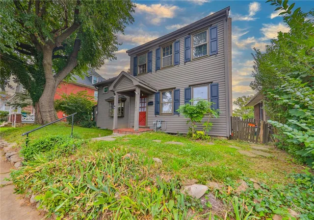Photo 2 of Single family home for sale at 2046 Freemansburg Ave, Easton, PA 18042 | MLS# 784550 | Listing updated on 2026-09-19