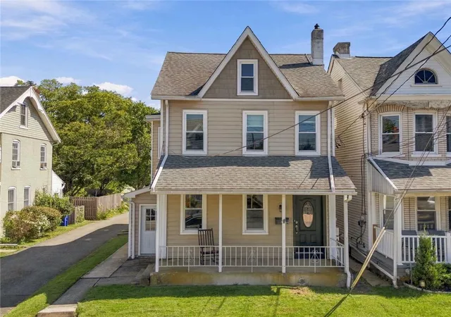 Photo 1 of Single family home for sale at 238 North St, Emmaus, PA 18049 | MLS# 784603 | Listing updated on 2026-09-17