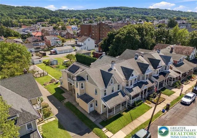 Photo 3 of Single family home for sale at 238 North St, Emmaus, PA 18049 | MLS# 784603 | Listing updated on 2026-09-17