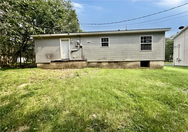 Photo 3 of Single family home for sale at 6372 Baltic Ave, Tobyhanna, PA 18466 | MLS# 784625 | Listing updated on 2026-09-17