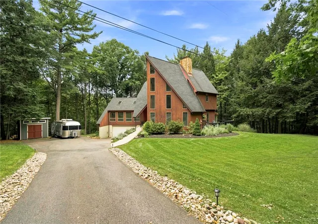 Photo 1 of Single family home for sale at 175 Balsam Way, Palmerton, PA 18071 | MLS# 784604 | Listing updated on 2026-10-05