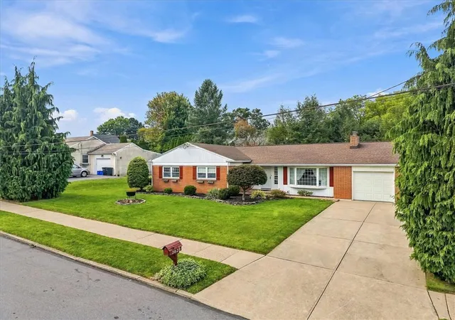 Photo 2 of Sale Pending at 2829 West Blvd, Bethlehem, PA 18017 | MLS# 784651 | Listing updated on 2026-09-20