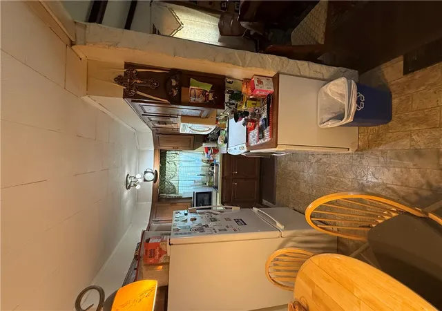 Photo 3 of Sale Pending at 1512 Siegfried St, Bethlehem, PA 18017 | MLS# 784692 | Listing updated on 2026-09-29