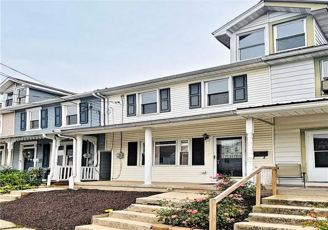 Photo 1 of Townhouse for sale at 28 Smith St, Topton, PA 19562 | MLS# 784707 | Listing updated on 2026-10-06