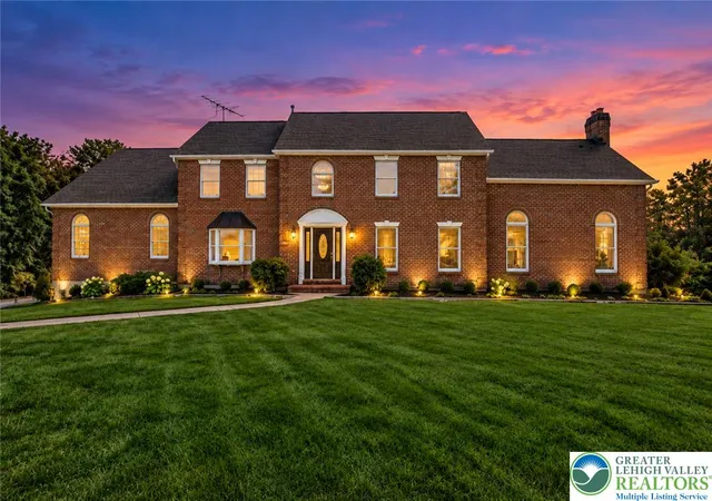 Photo 2 of Single family home for sale at 1556 Farmersville Rd, Bethlehem, PA 18020 | MLS# 784665 | Listing updated on 2026-09-17