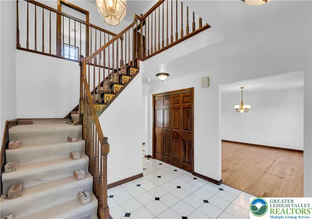 Photo 4 of Single family home for sale at 1556 Farmersville Rd, Bethlehem, PA 18020 | MLS# 784665 | Listing updated on 2026-09-17