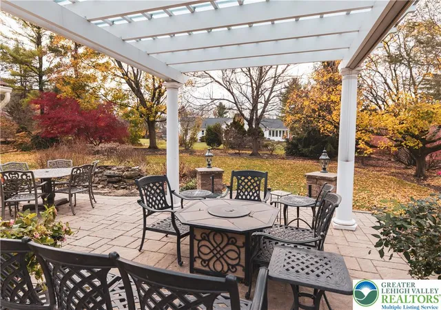 Photo 3 of Single family home for sale at 2626 Bayberry Cir, Emmaus, PA 18049 | MLS# 784075 | Listing updated on 2026-10-05