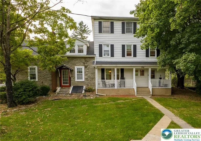 Photo 4 of Single family home for sale at 3304 Chauncey St, Bethlehem, PA 18020 | MLS# 783498 | Listing updated on 2026-10-07