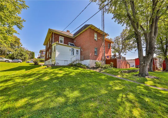 Photo 4 of Single family home for sale at 1909 4th Street, Bethlehem, PA 18020 | MLS# 784749 | Listing updated on 2026-09-28
