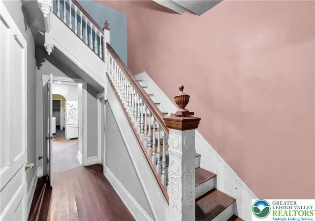 Photo 3 of Townhouse for sale at 233 E Goepp St, Bethlehem, PA 18018 | MLS# 784690 | Listing updated on 2026-10-02