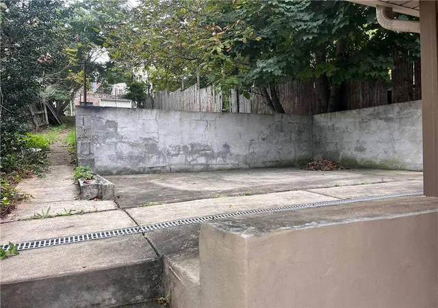 Photo 14 of Sale Pending at 811 Vernon St, Bethlehem, PA 18015 | MLS# 784785 | Listing updated on 2026-10-05
