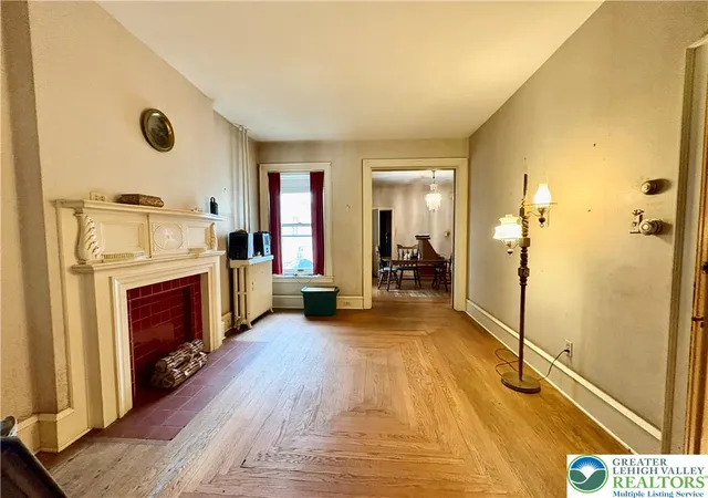 Photo 3 of Sale Pending at 1633 W Linden St, Allentown, PA 18102 | MLS# 783975 | Listing updated on 2026-09-30