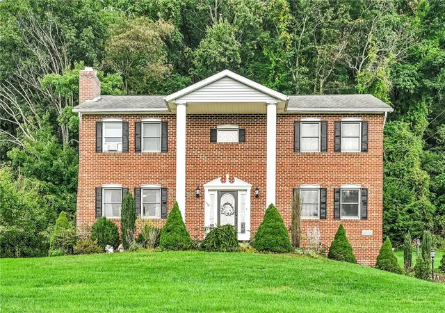 Photo 4 of Single family home for sale at 170 White Bear Dr, Summit Hill, PA 18250 | MLS# 784790 | Listing updated on 2026-10-02