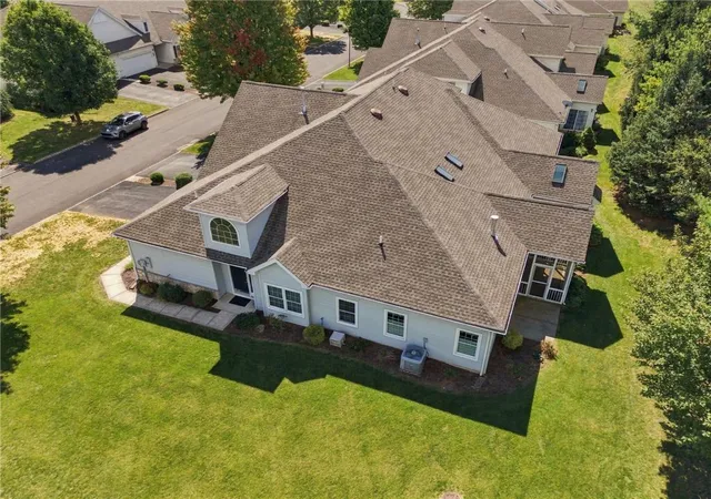 Photo 3 of Single family home for sale at 2673 Terrwood Dr W, Macungie, PA 18062 | MLS# 784739 | Listing updated on 2026-10-04