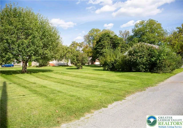 Photo 3 of Sale Pending at 154 S 5th Street, Coplay, PA 18037 | MLS# 784696 | Listing updated on 2026-09-22