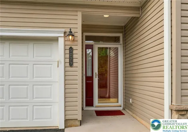 Photo 2 of Sale Pending at 5229 Garden View Ln, Macungie, PA 18062 | MLS# 784814 | Listing updated on 2026-09-29