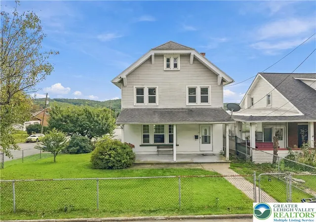 Photo 1 of Single family home for sale at 918 E Susquehanna St, Allentown, PA 18103 | MLS# 784849 | Listing updated on 2026-10-05