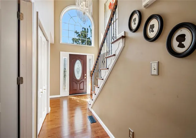 Photo 4 of Sale Pending at 5221 Aberdene St, Center Valley, PA 18034 | MLS# 783484 | Listing updated on 2026-09-29