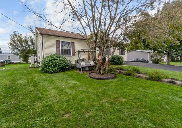 Photo 2 of Single family home for sale at 514 Norman Rd, Nazareth, PA 18064 | MLS# 784859 | Listing updated on 2026-10-04