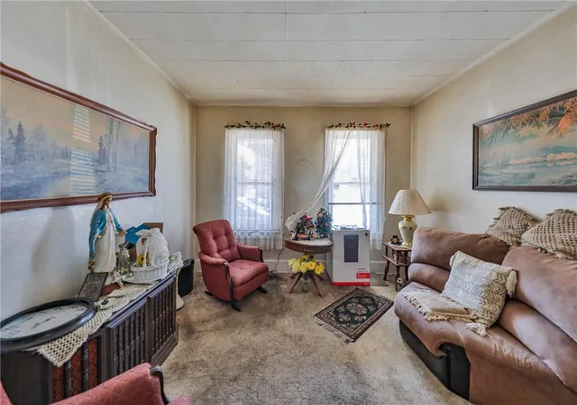 Photo 3 of Single family home for sale at 251 E Goepp St, Bethlehem, PA 18018 | MLS# 784792 | Listing updated on 2026-09-21