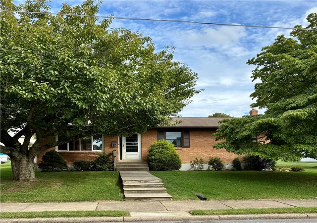Photo 1 of Sale Pending at 1335 Jefferson St, Hellertown, PA 18055 | MLS# 784698 | Listing updated on 2026-10-01