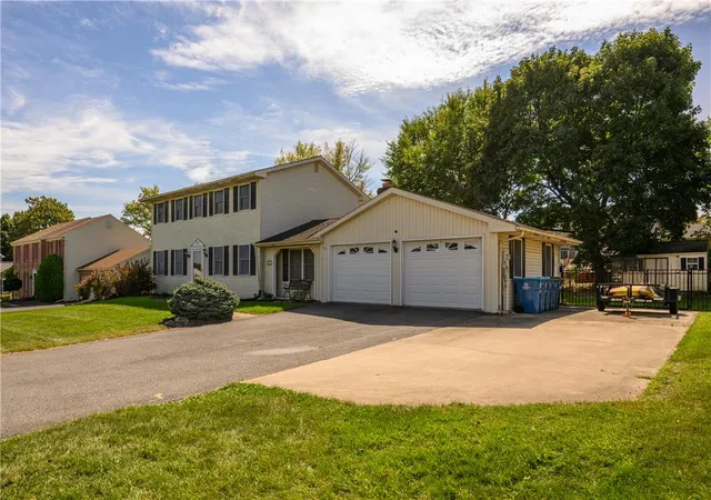 Photo 3 of Sale Pending at 606 Buckingham Dr, Northampton, PA 18067 | MLS# 784860 | Listing updated on 2026-09-27