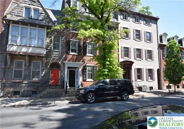 Photo 2 of Sale Pending at 241 Spring Garden St #1, Easton, PA 18042 | MLS# 784905 | Listing updated on 2026-10-04