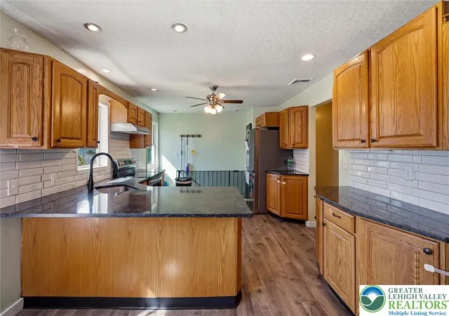 Photo 3 of Single family home for sale at 413 Stony Brk Dr, Stroudsburg, PA 18360 | MLS# 784908 | Listing updated on 2026-09-21