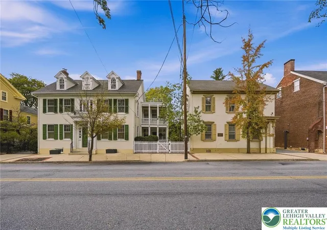 Photo 3 of Single family home for sale at 14 W Market St, Bethlehem, PA 18018 | MLS# 784516 | Listing updated on 2026-09-24