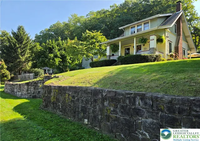 Photo 3 of Sale Pending at 9747 Easton Rd, Nockamixon Twp, PA 18930 | MLS# 784890 | Listing updated on 2026-09-29
