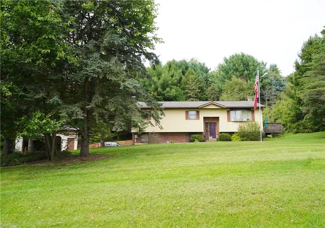 Single family home for sale at 3619 Church St, Slatington, PA 18080 | MLS# 784927