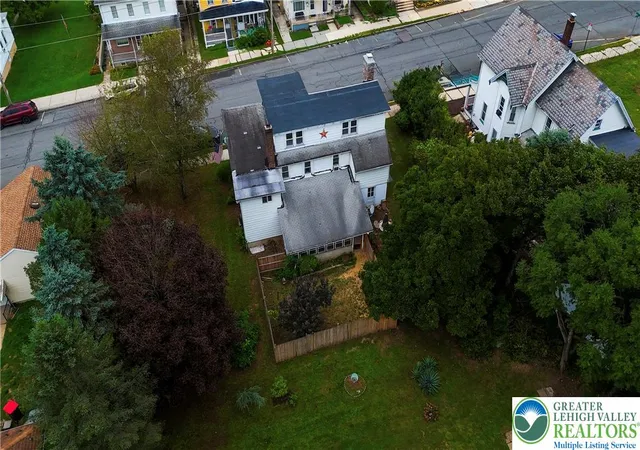 Photo 2 of Single family home for sale at 417 3rd Street, Lehighton, PA 18235 | MLS# 784910 | Listing updated on 2026-10-05