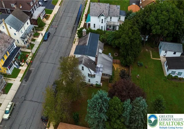 Photo 3 of Single family home for sale at 417 3rd Street, Lehighton, PA 18235 | MLS# 784910 | Listing updated on 2026-10-05