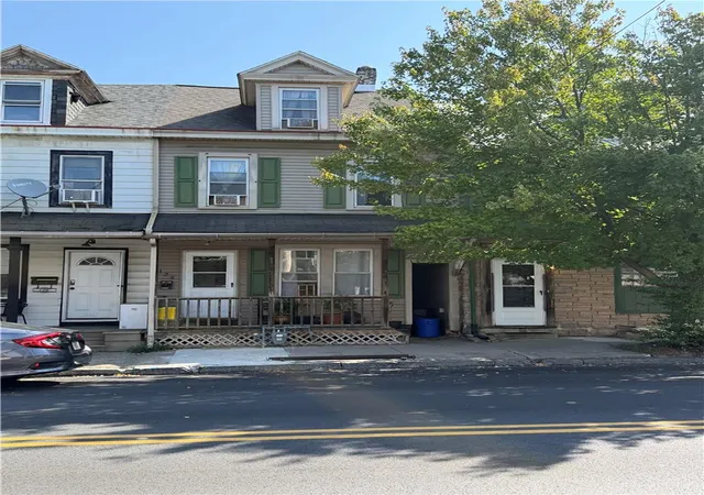 Photo 1 of Townhouse for sale at 128 S 13th Street, Easton, PA 18042 | MLS# 784867 | Listing updated on 2026-09-22