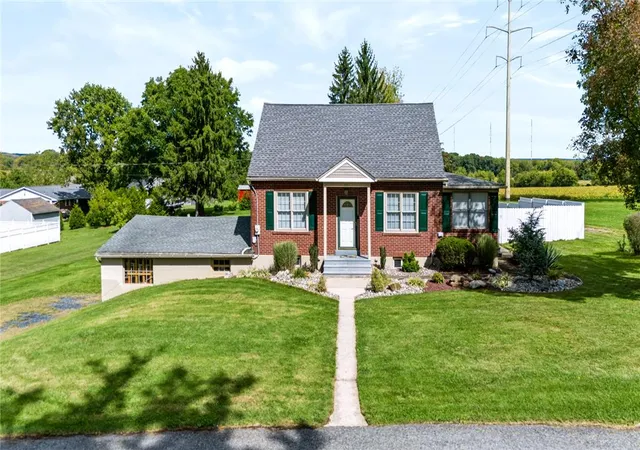 Photo 1 of Single family home for sale at 3947 Mechanicsville Rd, Whitehall, PA 18052 | MLS# 784716 | Listing updated on 2026-10-05