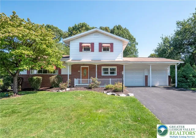 Photo 1 of Single family home for sale at 2530 Rosewood Dr, Bethlehem, PA 18017 | MLS# 784862 | Listing updated on 2026-09-27