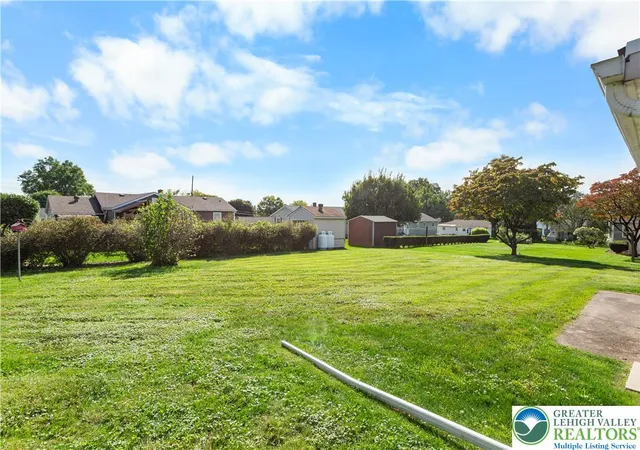 Photo 2 of Single family home for sale at 62 N Broad, Nazareth, PA 18064 | MLS# 784997 | Listing updated on 2026-10-06