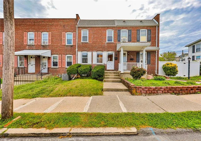 Photo 2 of Sale Pending at 428 E Garrison St, Bethlehem, PA 18018 | MLS# 784728 | Listing updated on 2026-09-28