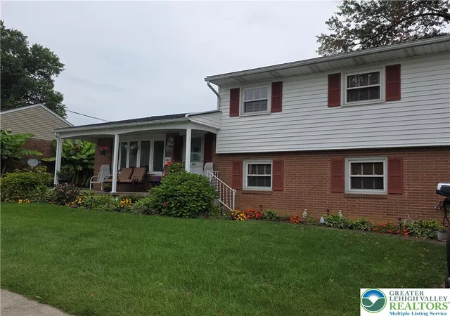 Photo 2 of Single family home for sale at 668 Berger St, Emmaus, PA 18049 | MLS# 785032 | Listing updated on 2026-10-04