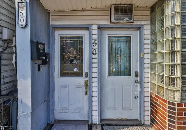 Photo 3 of Single family home for sale at 50 W Catawissa St, Nesquehoning, PA 18240 | MLS# 785000 | Listing updated on 2026-09-23