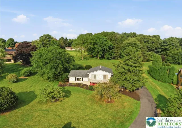 Photo 2 of Single family home for sale at 4673 Steven Ln, Walnutport, PA 18088 | MLS# 785048 | Listing updated on 2026-09-28
