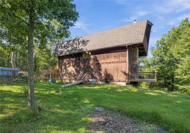 Photo 2 of Single family home for sale at 1221 Alpine Dr, East Stroudsburg, PA 18302 | MLS# 784852 | Listing updated on 2026-09-23