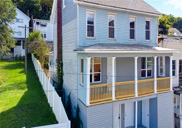Photo 3 of Single family home for sale at 428 Kline Ave, Lansford, PA 18232 | MLS# 784976 | Listing updated on 2026-09-23