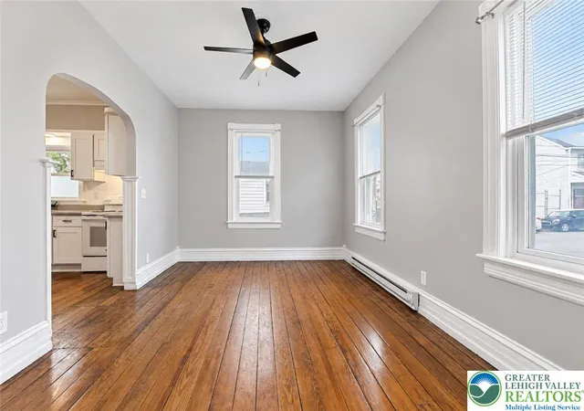 Photo 4 of Sale Pending at 228 W Brush St, Allentown, PA 18102 | MLS# 785022 | Listing updated on 2026-10-03