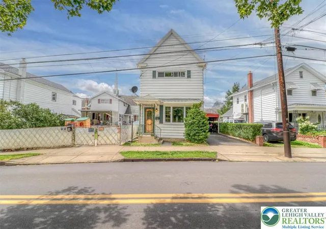 Photo 1 of Sale Pending at 423 Northampton St, Wilkes Barre, PA 18702 | MLS# 785421 | Listing updated on 2026-10-23