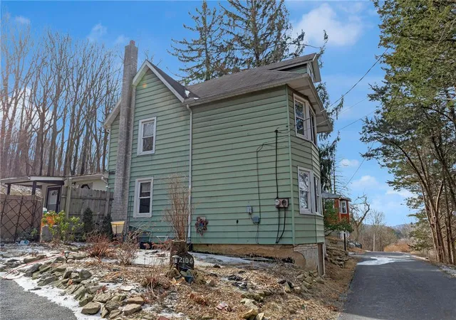 Photo 1 of Single family home for sale at 2106 Nemeth Dr, Bethlehem, PA 18015 | MLS# 785451 | Listing updated on 2026-10-20